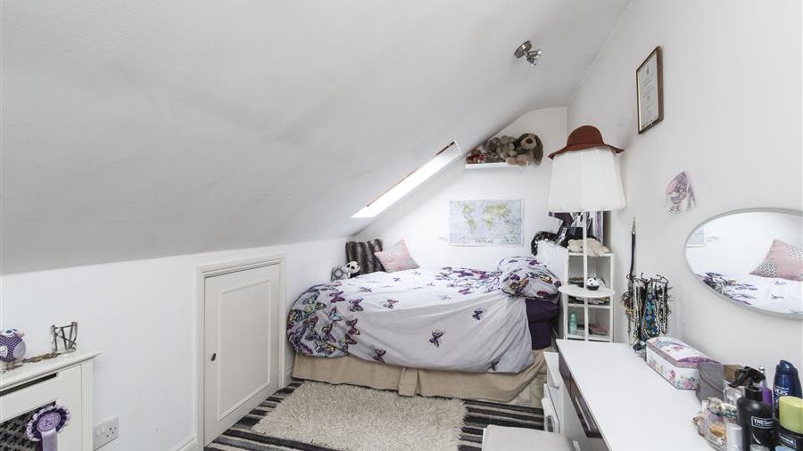 Fifth Bedroom