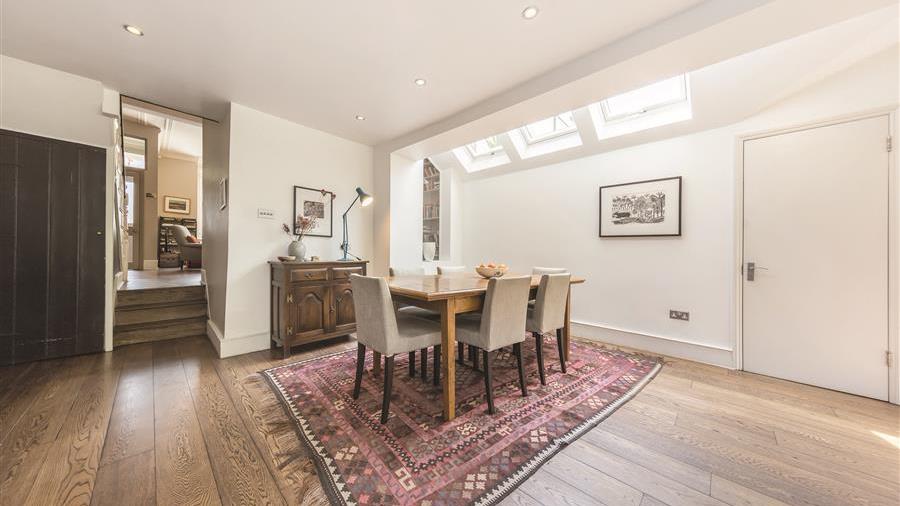 Kitchen/Dining Room