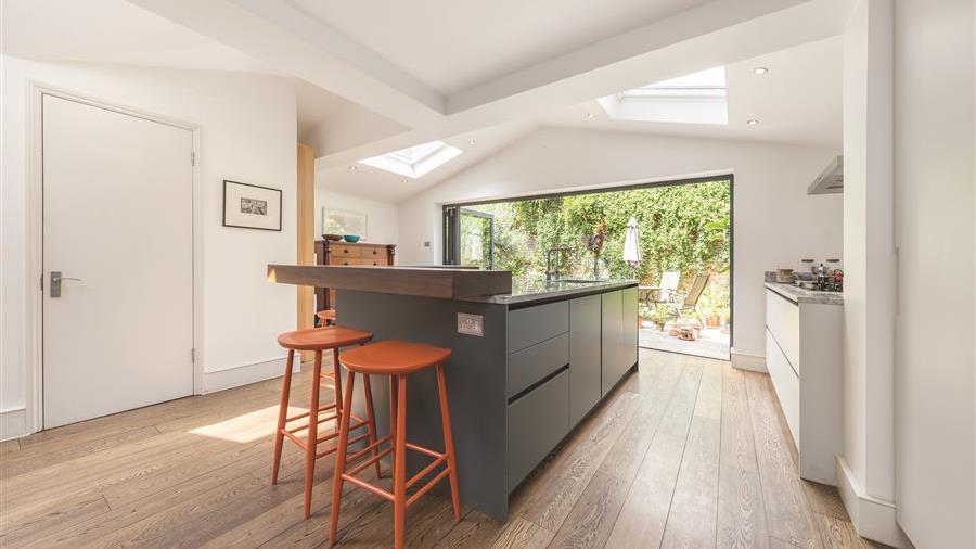 Kitchen/Dining Room