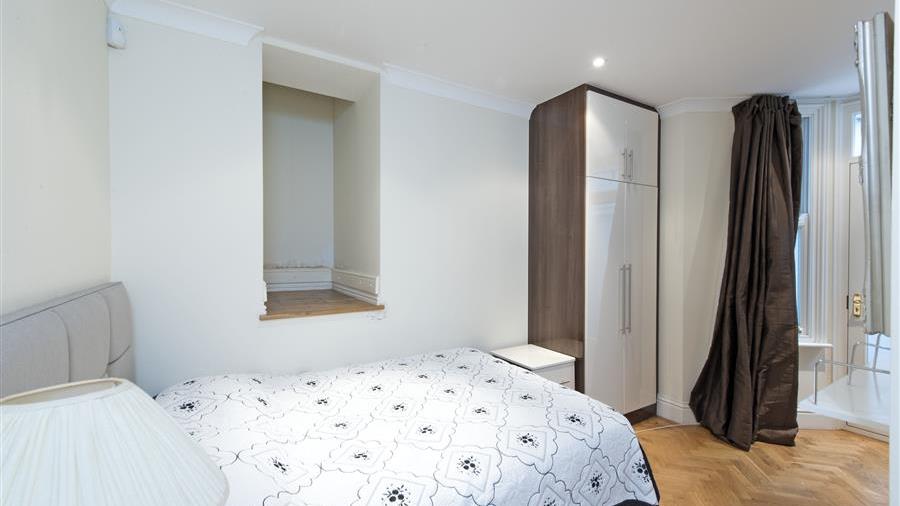Fifth Bedroom
