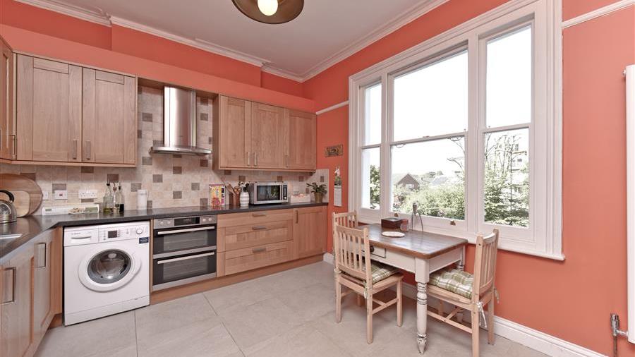 Kitchen/Breakfast Room