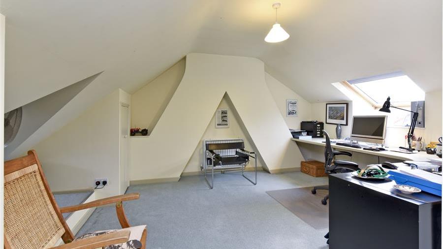 Fifth Bedroom