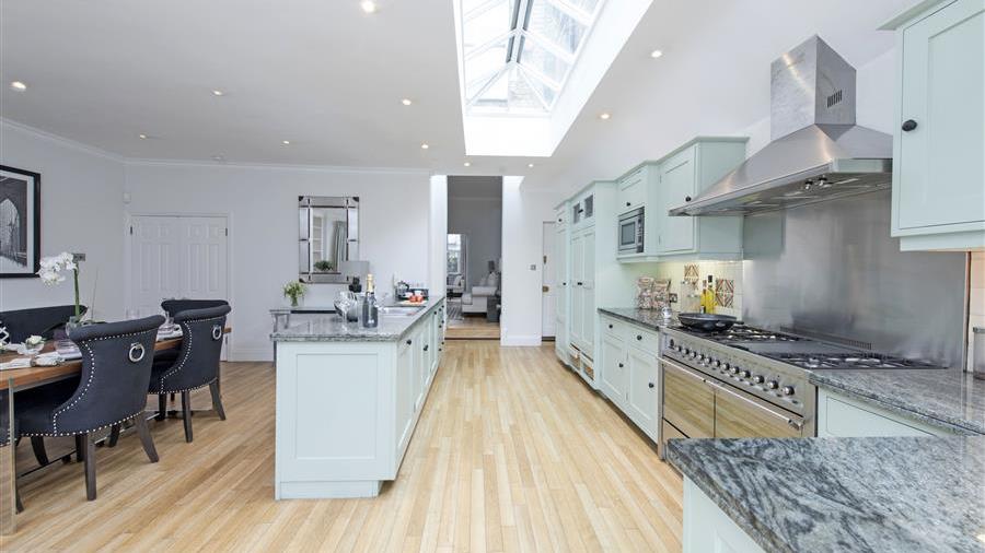 Kitchen/Dining Room
