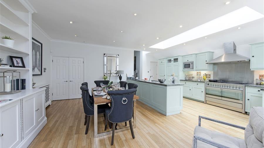 Kitchen/Dining Room