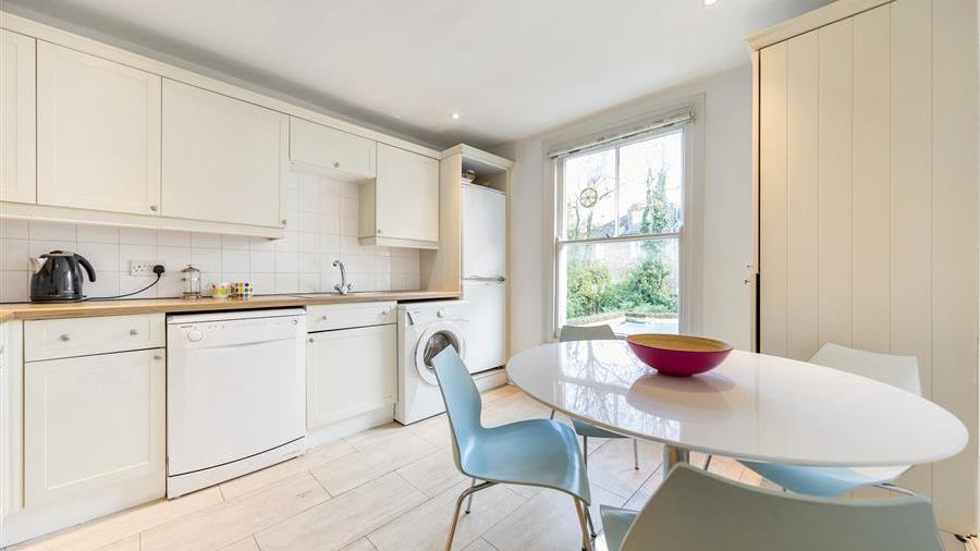 Kitchen/Breakfast Room