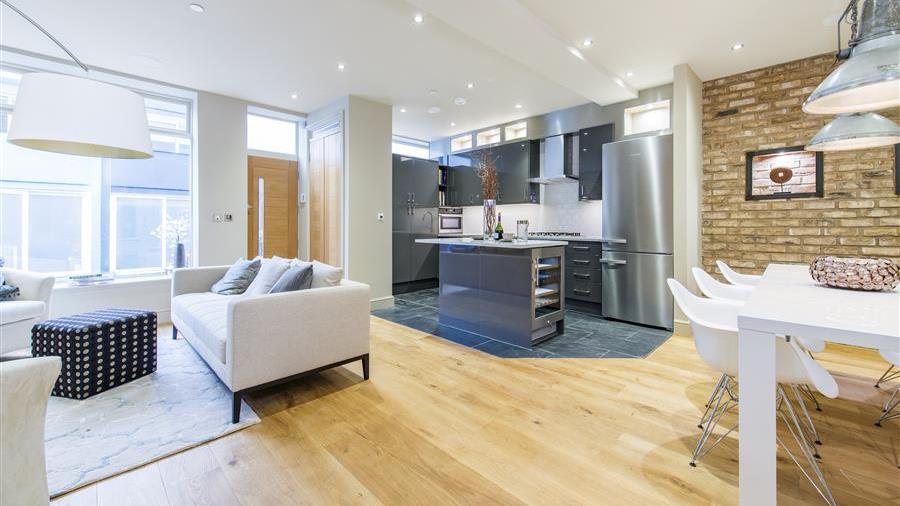 Kitchen/Dining Room