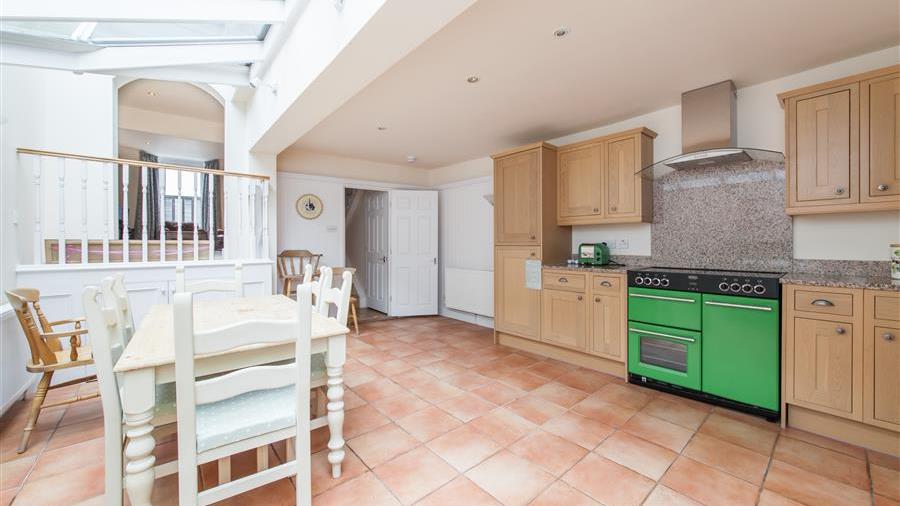 Kitchen/Dining Room