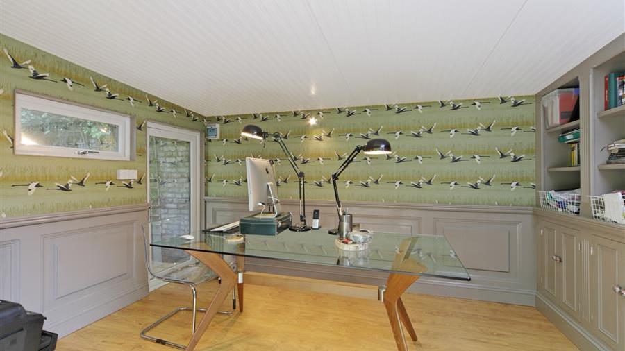 Studio Room