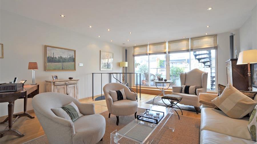 Reception Room