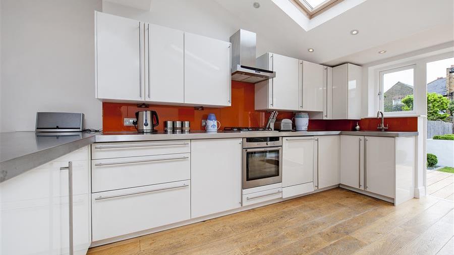 Kitchen/Dining Room
