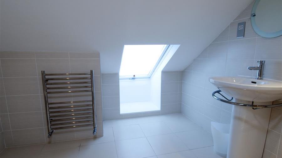 En-Suite Bathroom