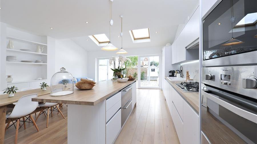 Kitchen/Dining Room