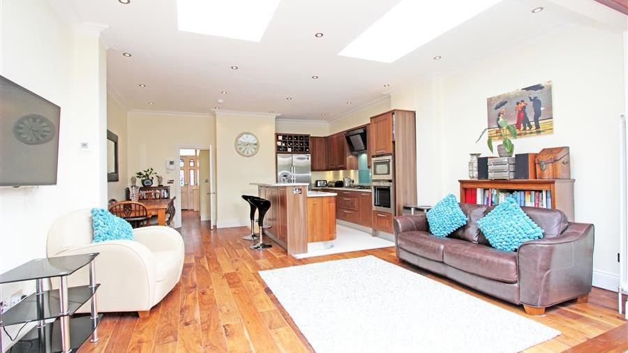 Kitchen/Family Room