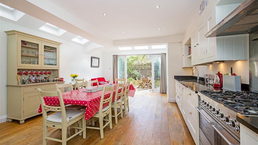 Kitchen/Dining Room