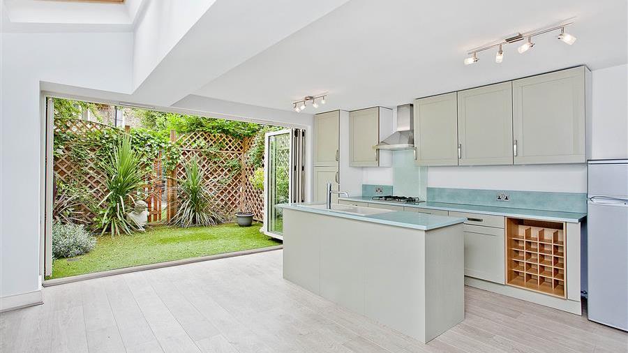 Kitchen/Dining Room