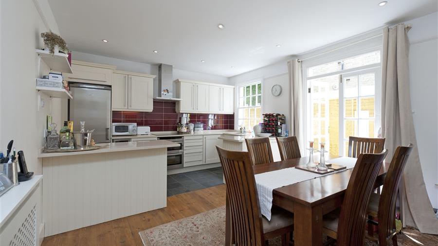 Kitchen/Dining Room