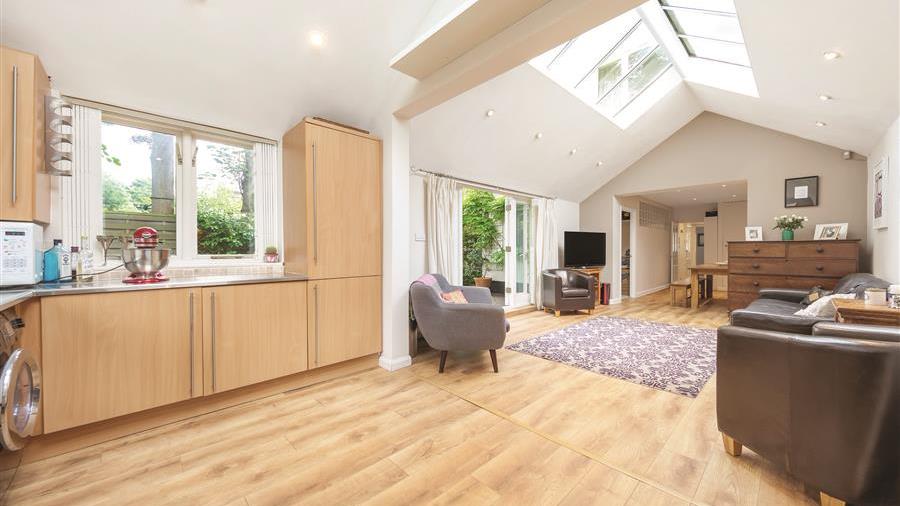 Kitchen/Breakfast Room