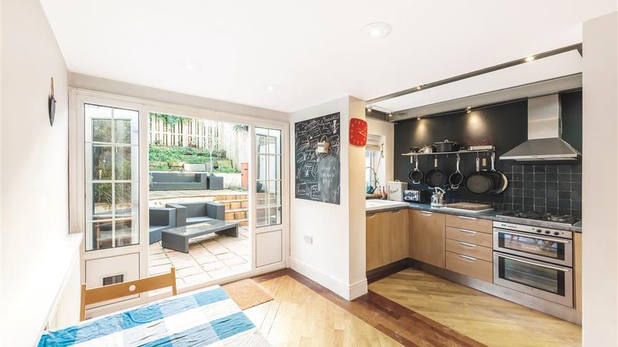 Kitchen/Dining Room