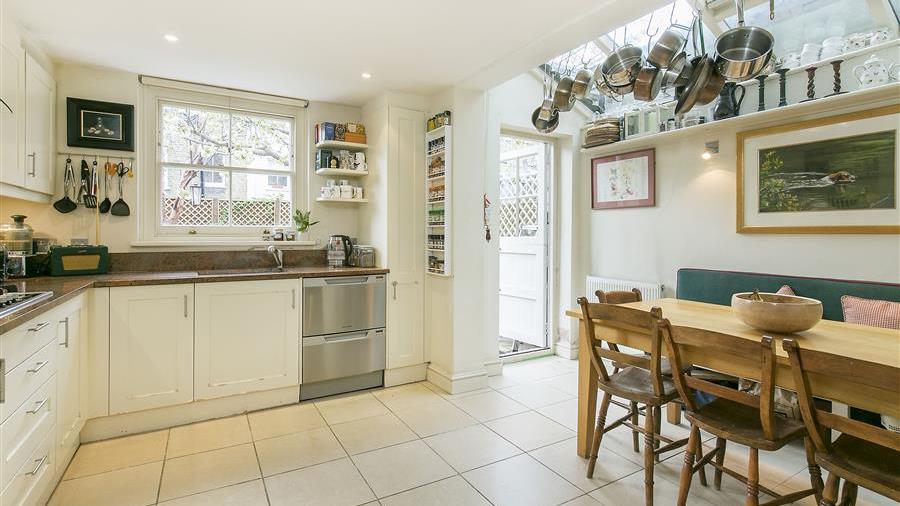 Kitchen/Dining Room