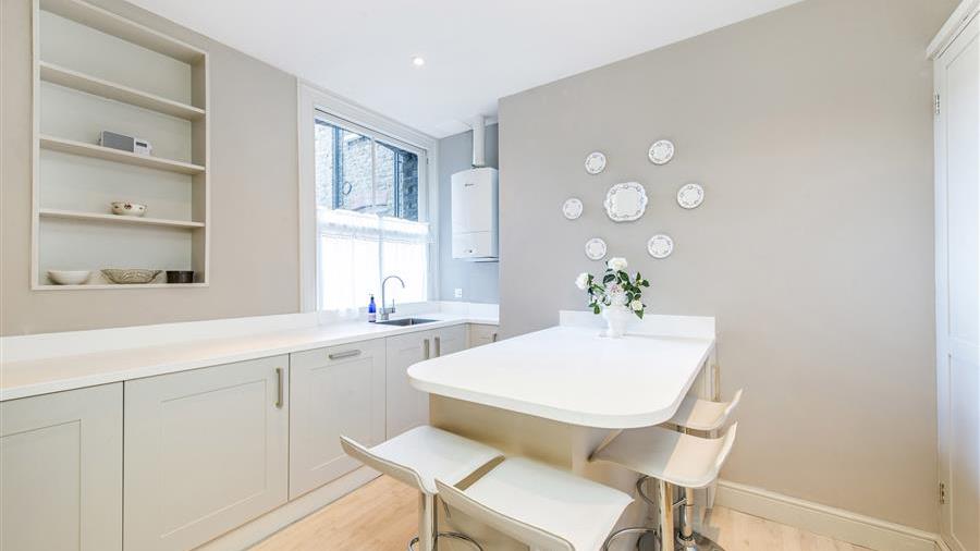 Kitchen/Breakfast Room