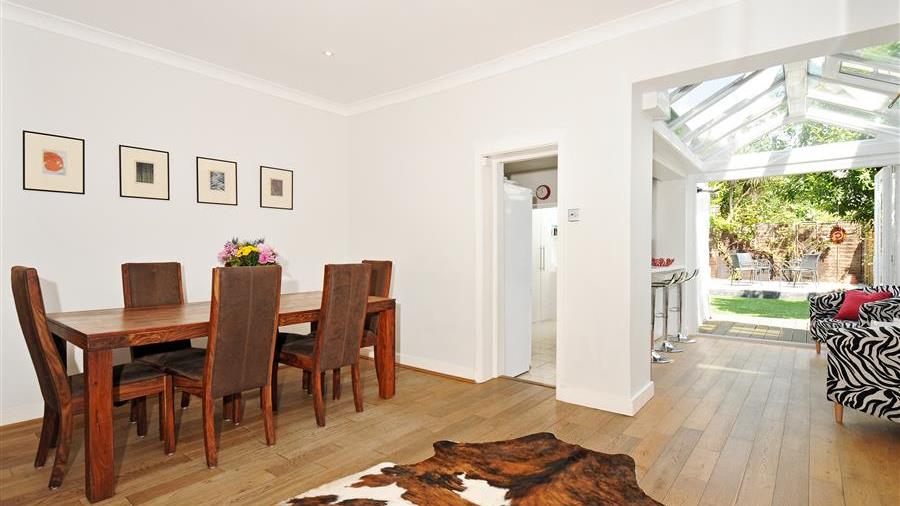 Kitchen/Dining Room