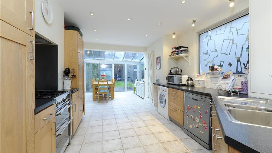 Kitchen/Dining Room