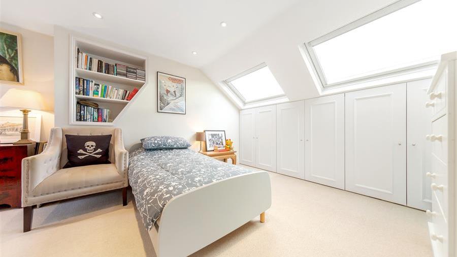 Fifth Bedroom