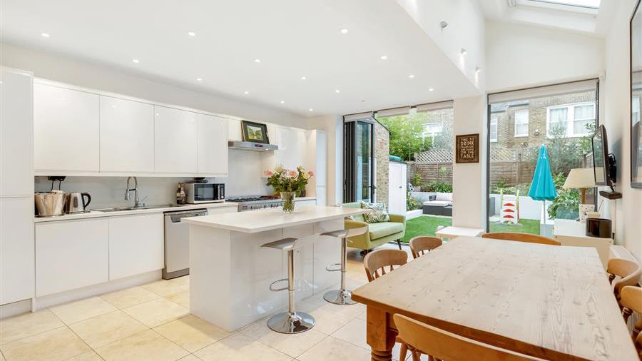 Kitchen/Dining Room