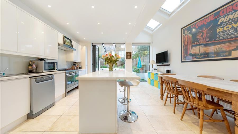 Kitchen/Dining Room