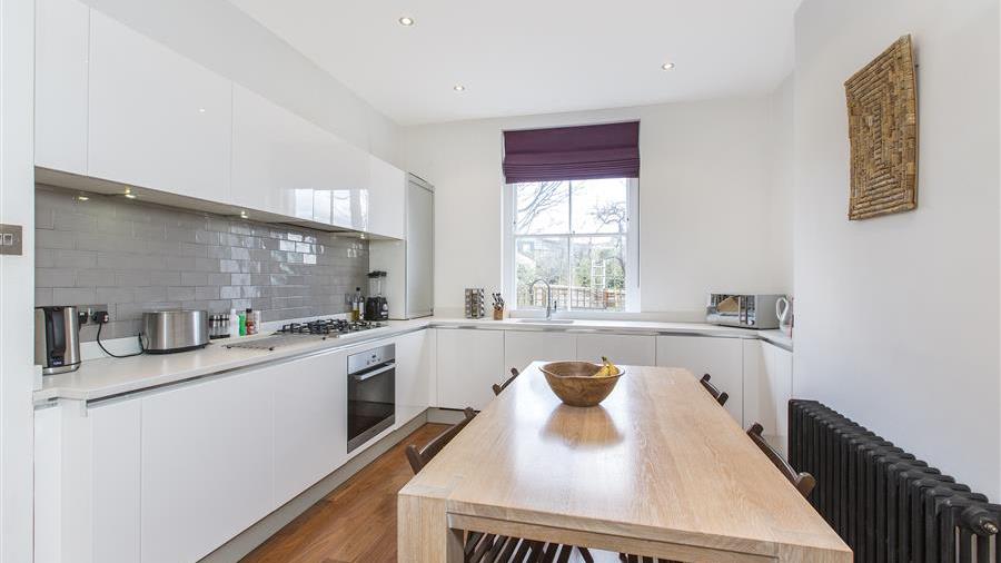 Kitchen/Breakfast Room
