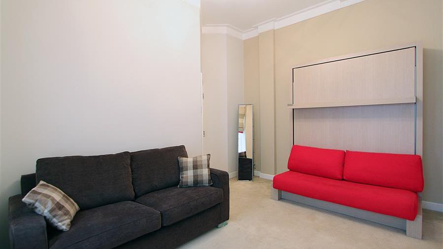 Studio Room
