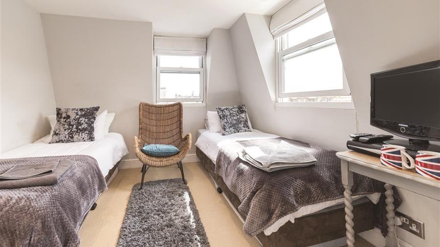 Fifth Bedroom