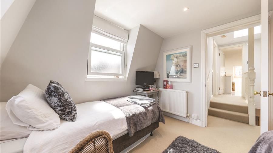 Fifth Bedroom