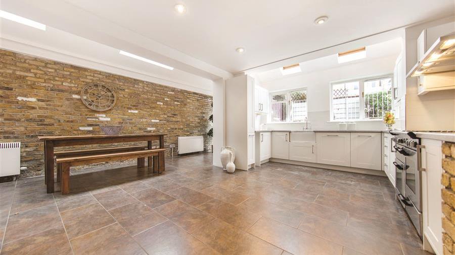 Kitchen/Breakfast Room