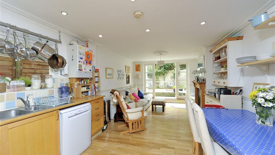 Kitchen/Family Room