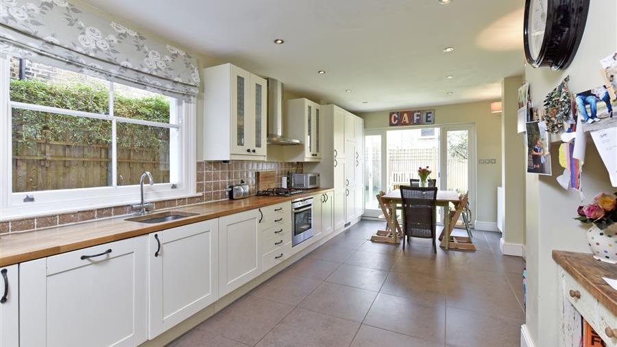 Kitchen/Dining Room