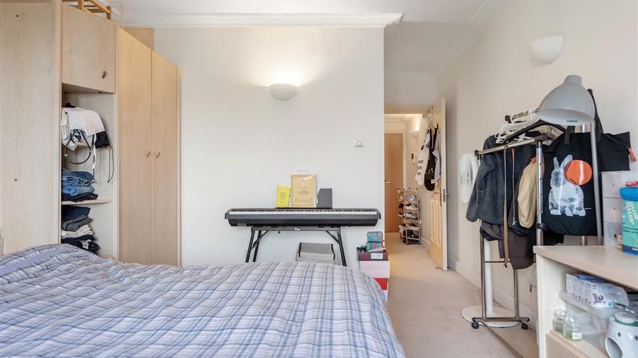 Studio Room