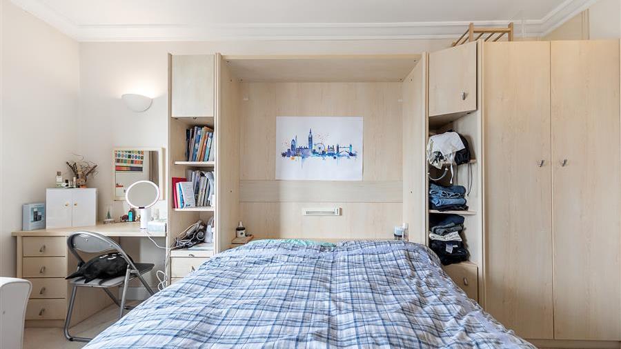 Studio Room