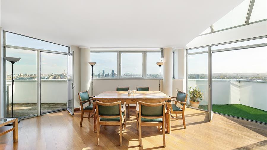 Kitchen/Reception Room