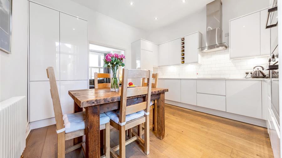 Kitchen/Dining Room