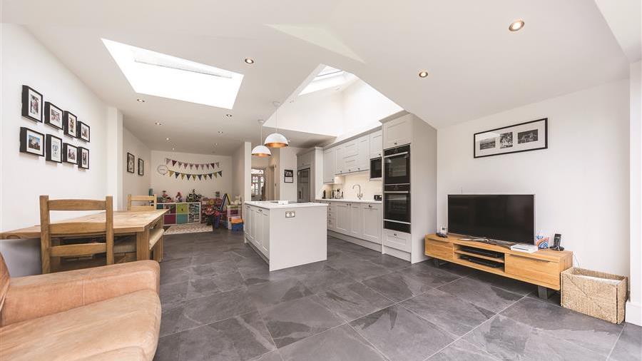 Kitchen/Breakfast Room