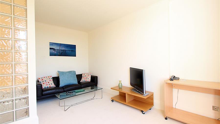 Studio Room