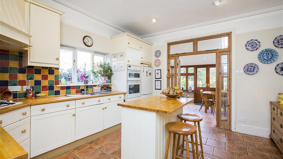Kitchen/Breakfast Room