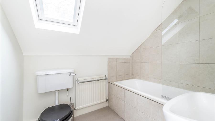 En-Suite Bathroom