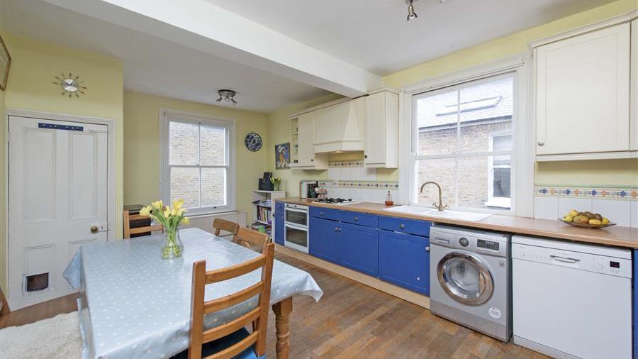 Kitchen/Breakfast Room