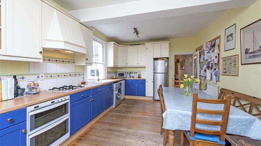 Kitchen/Breakfast Room
