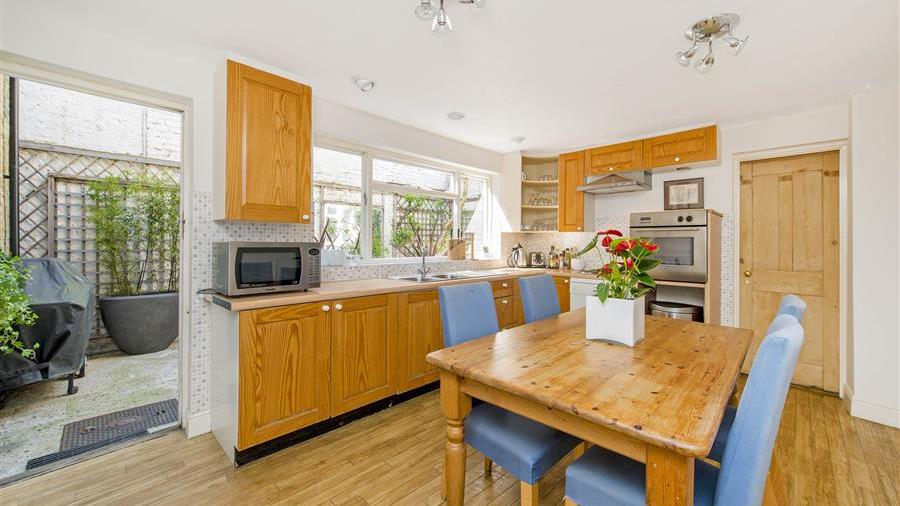 Kitchen/Dining Room