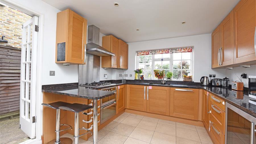 Kitchen/Breakfast Room
