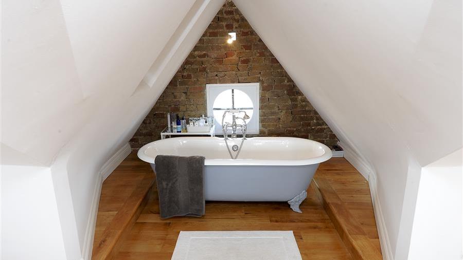 Fifth Bedroom