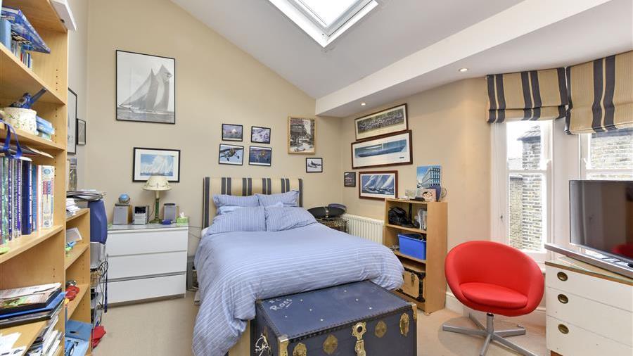 Fifth Bedroom